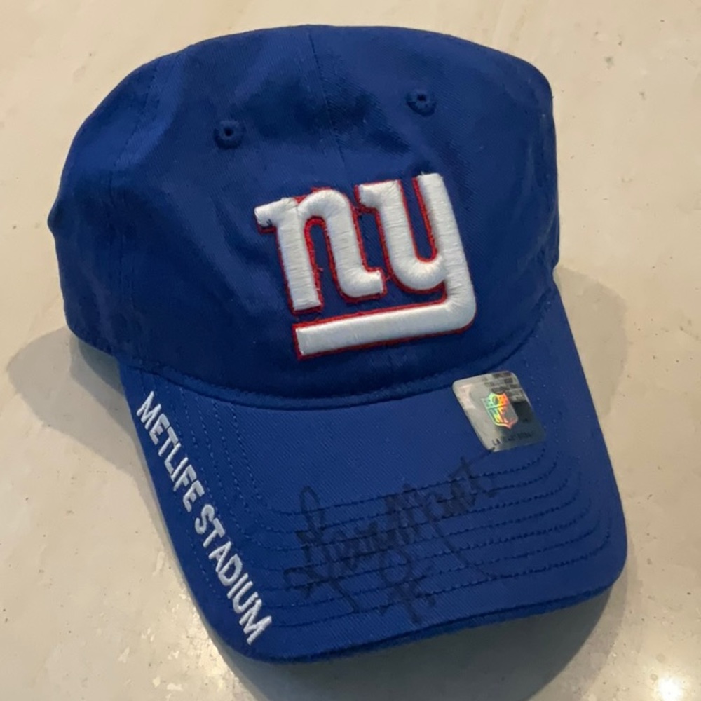 Autographed NY Giants Cap MetLife Stadium Signed George Martin NFL New York NY